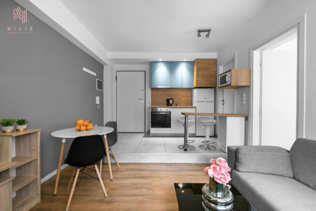 Civilian Boutique Aprts, Nilie Hospitality Mgmt Szaloniki Kültér fotó